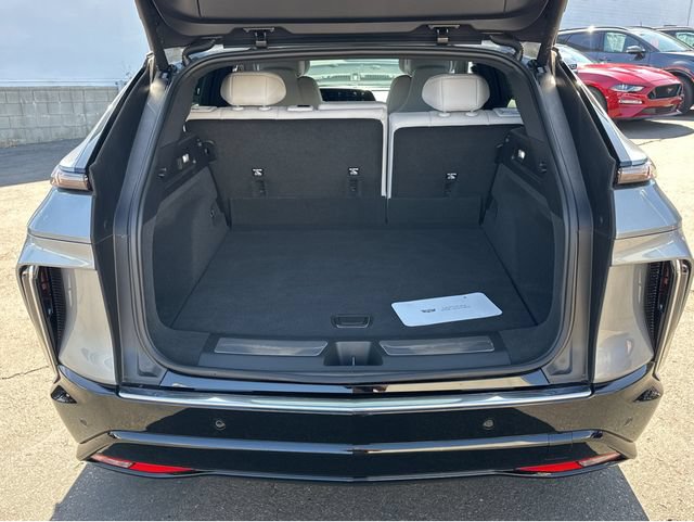 Certified 2024 Cadillac Lyriq Luxury RWD image 31
