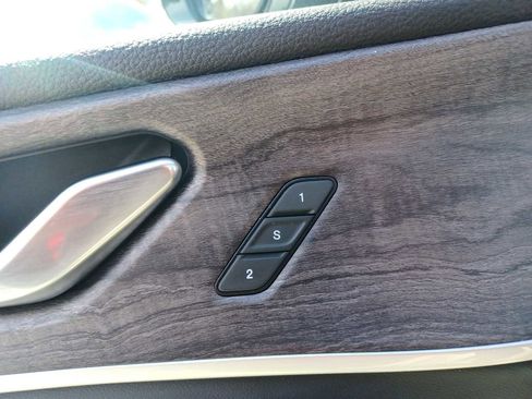 Used 2022 Jeep Grand Cherokee L Limited image 26