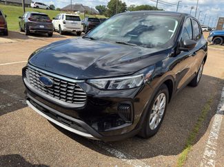 Used 2023 Ford Escape Active FWD video 1