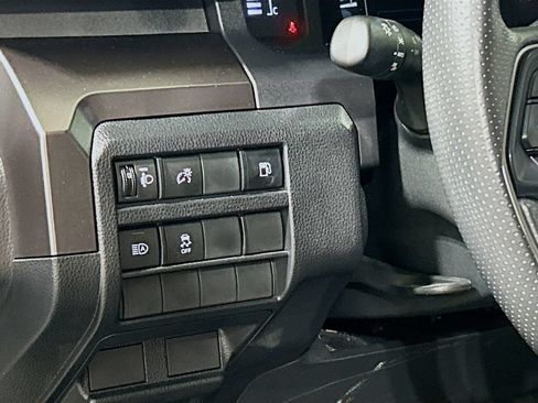 Used 2025 Toyota 4Runner SR5 AWD/4WD image 8