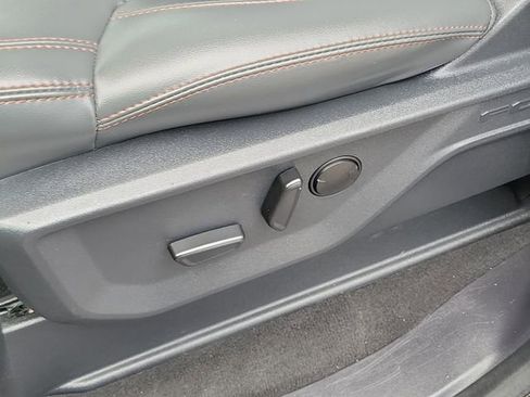 Certified 2025 Ford Expedition Active AWD/4WD image 22