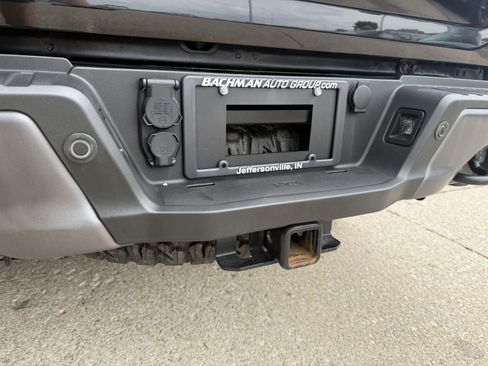 Used 2022 Ford F150 Raptor w/ Raptor 37 Performance Package AWD/4WD image 10