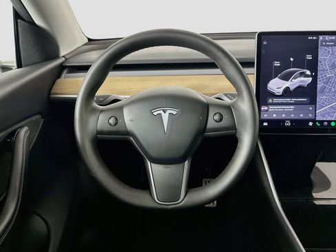 Used 2020 Tesla Model Y Performance AWD/4WD image 17