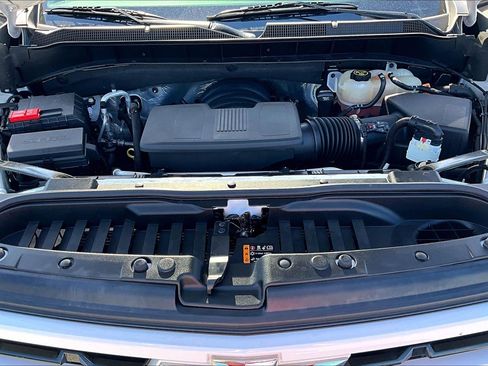 Used 2023 Chevrolet Silverado 1500 RST AWD/4WD image 10