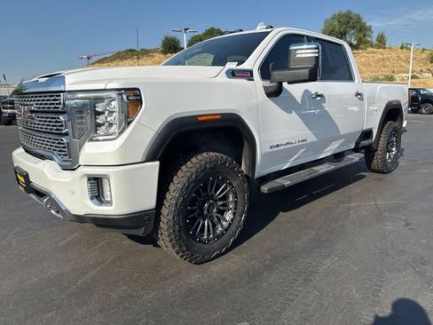 Used 2022 GMC Sierra 2500 Denali w/ Denali Ultimate Package AWD/4WD image 7