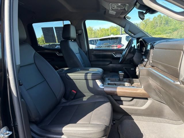Used 2022 Chevrolet Silverado 1500 RST w/ Convenience Package II AWD/4WD image 11