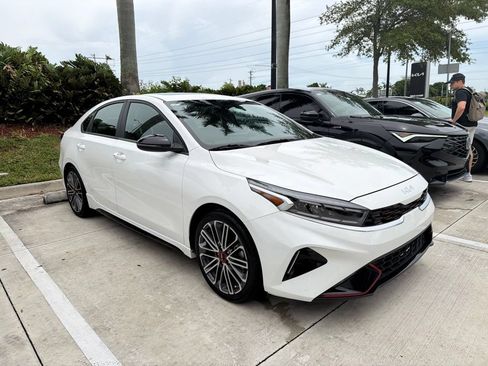 Used 2023 Kia Forte GT FWD image 2