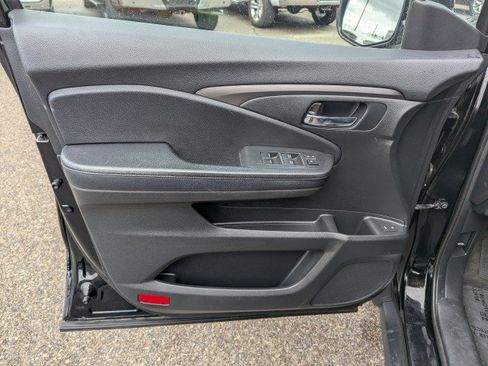 Used 2017 Honda Pilot EX-L image 9