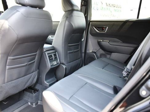 New 2026 Subaru Outback Limited AWD/4WD image 17