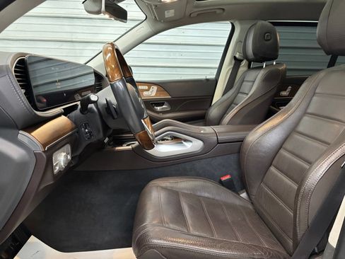 Used 2020 Mercedes-Benz GLS 450 4MATIC image 12