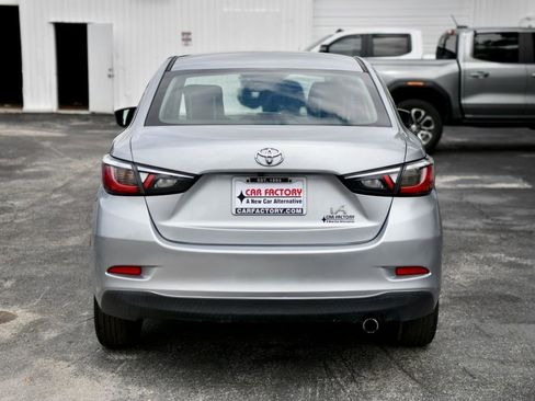 Used 2018 Toyota Yaris iA image 5