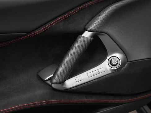 Certified 2019 Ferrari 812 Superfast RWD image 83