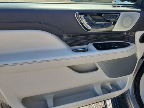 Certified 2022 Lincoln Navigator L Black Label image 20