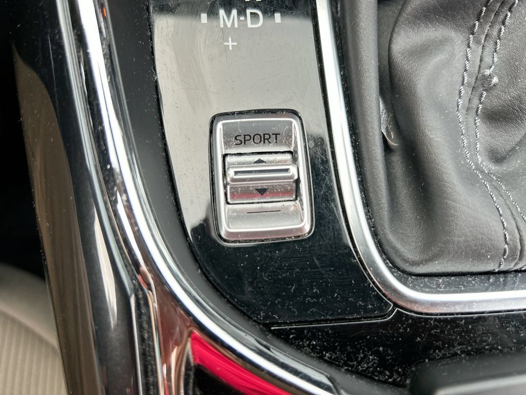Used 2018 MAZDA CX-9 Sport FWD image 34