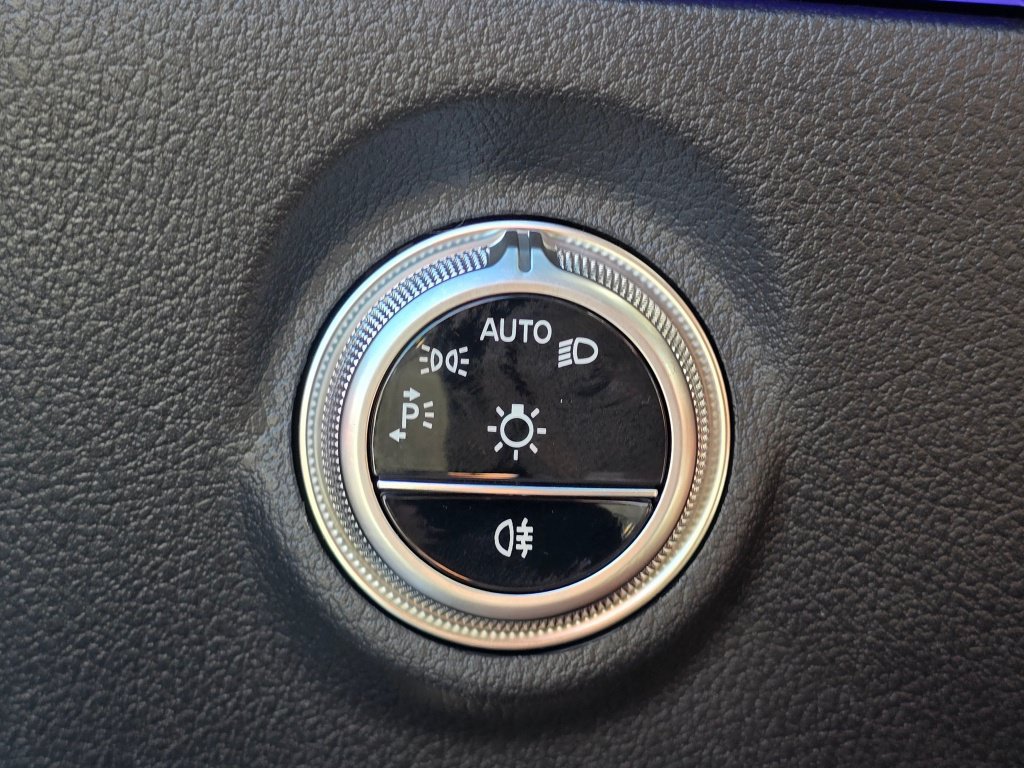 New 2026 Mercedes-Benz C 300 4MATIC Sedan image 37