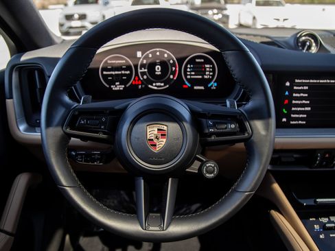 Certified 2026 Porsche Cayenne Coupe AWD/4WD image 16