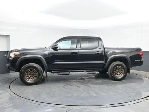 Used 2023 Toyota Tacoma 4x4 Double Cab w/ Trail Edition image 11
