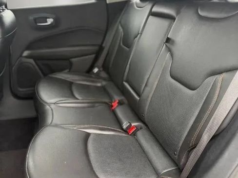 Used 2020 Jeep Compass Limited AWD/4WD image 17