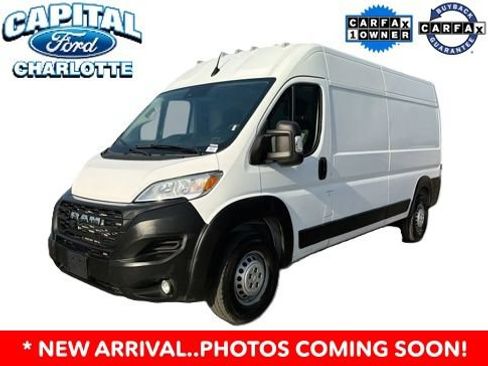 Used 2025 RAM ProMaster 3500 w/ Convenience Group FWD image 2