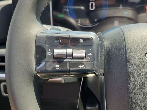 New 2026 Hyundai Santa Fe SE FWD image 7