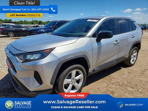 Used 2022 Toyota RAV4 LE FWD image 1