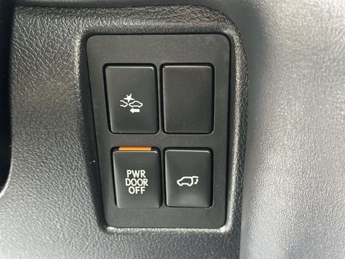 Used 2019 Lexus LX 570 4WD image 29