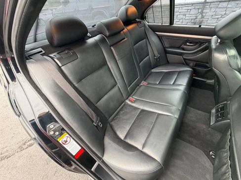 Used 2003 BMW M5 RWD image 34