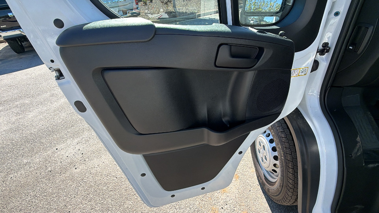 New 2026 RAM ProMaster 1500 w/ Convenience Group FWD image 15