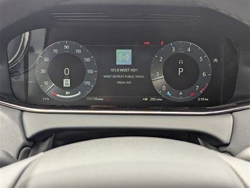 New 2026 Land Rover Range Rover Evoque Dynamic SE image 8