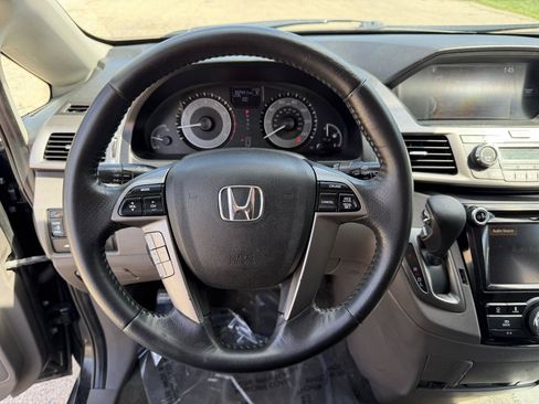 Used 2016 Honda Odyssey EX-L image 17