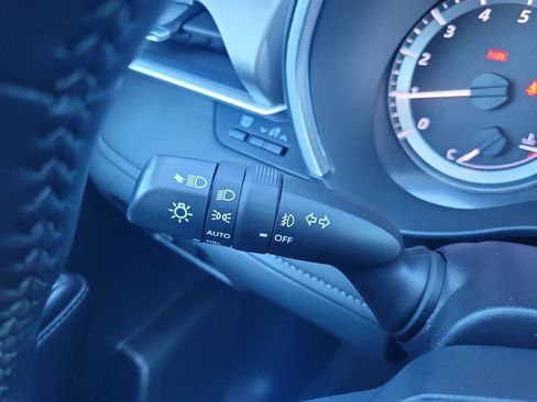 Used 2025 Toyota Highlander XLE image 15