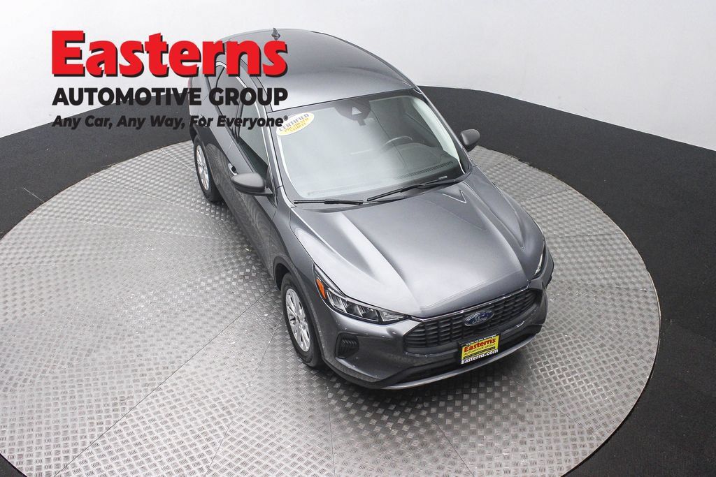 Used 2024 Ford Escape Active FWD image 5