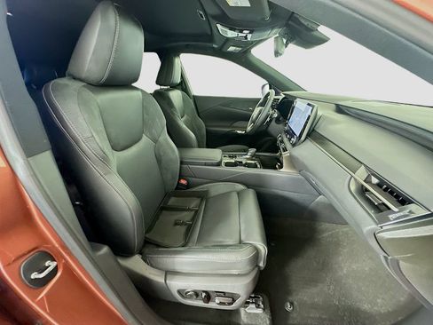 New 2026 Hyundai Venue SEL FWD image 30