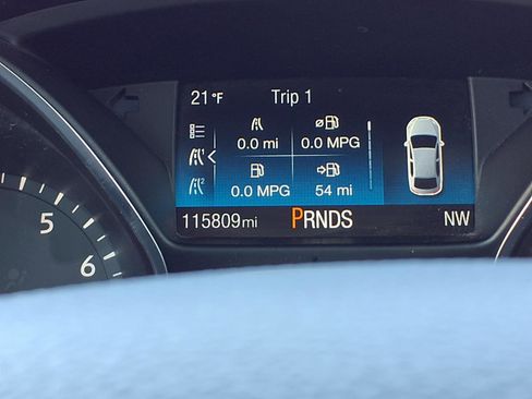 Used 2018 Ford Focus Titanium image 18