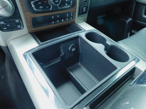 Used 2014 RAM 1500 Laramie w/ Convenience Group image 14