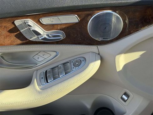 Used 2016 Mercedes-Benz C 300 C 300 image 10