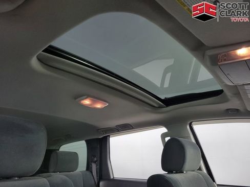 Used 2017 Toyota Sequoia SR5 image 19