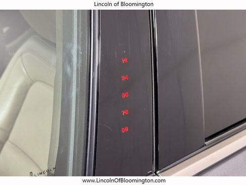 Used 2022 Lincoln Corsair Reserve w/ Equipment Group 201A image 13