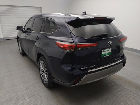 Used 2020 Toyota Highlander Platinum image 5