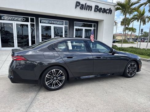 Used 2025 BMW 540i xDrive image 5