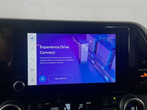 Used 2023 Toyota Highlander LE image 22