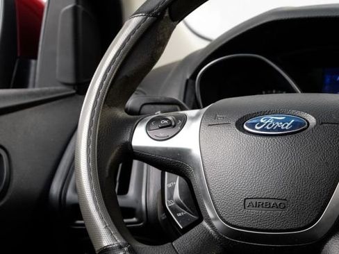 Used 2013 Ford Focus SE image 16