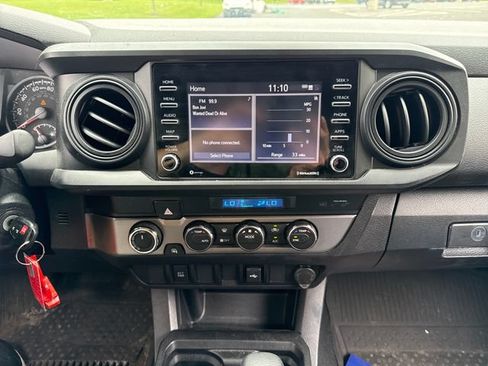 Used 2023 Toyota Tacoma SR AWD/4WD image 25