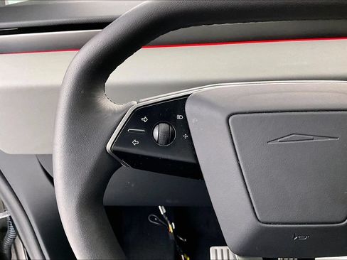 Used 2024 Tesla Cybertruck AWD Crew Cab image 22