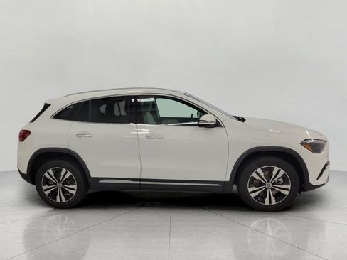 Used 2025 Mercedes-Benz GLA 250 4MATIC image 22