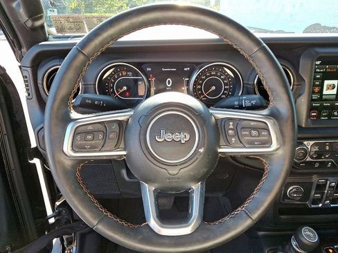 Used 2022 Jeep Gladiator Overland image 22