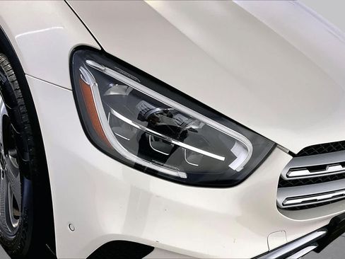 Certified 2022 Mercedes-Benz GLC 300 4MATIC image 27