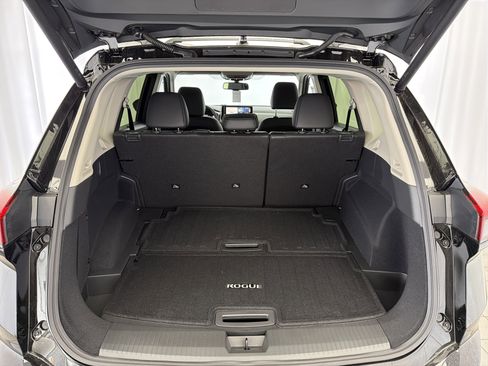 New 2026 Nissan Rogue Platinum AWD/4WD image 15