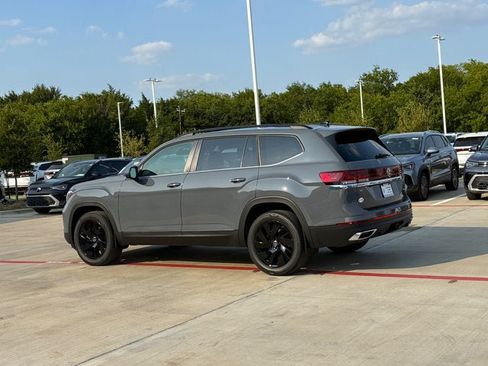 New 2026 Volkswagen Atlas SE FWD image 4