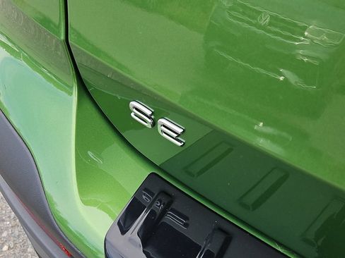 New 2025 Volkswagen Taos SE AWD/4WD image 5